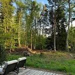 別荘 With Large Plot In Asserbo Plantation *